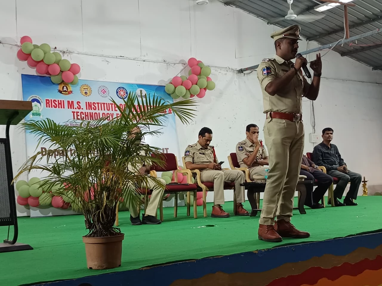 001 Cyber Security Awareness 06-11-2025 - RITW